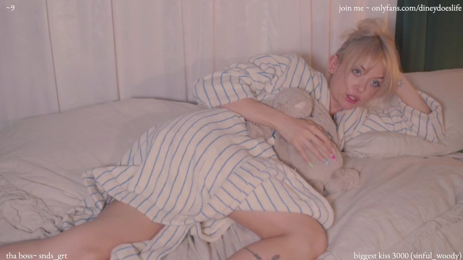 Gallery image thumbnail from diney_'s myfreecams stream on, 07/24/2024, 05:55 image 16 of 20
