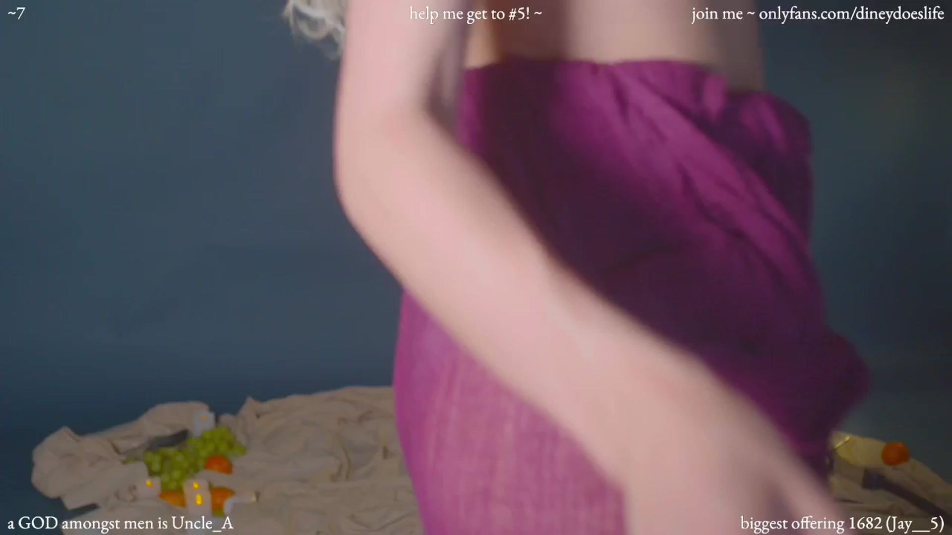 Gallery image thumbnail from diney_'s myfreecams stream on, 07/31/2024, 05:34 image 6 of 20