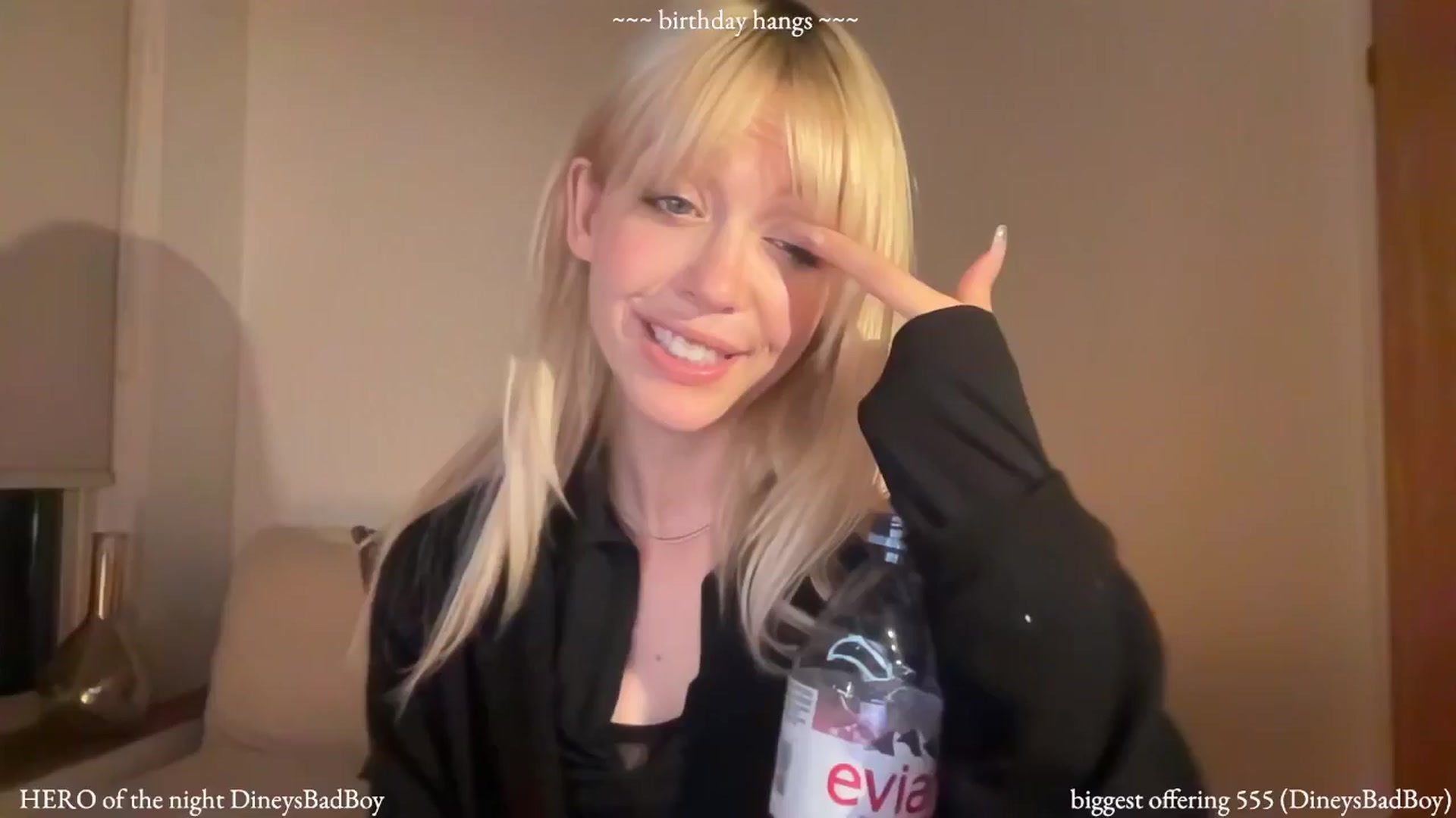 Gallery image thumbnail from diney_'s myfreecams stream on, 10/19/2024, 02:30 image 15 of 20
