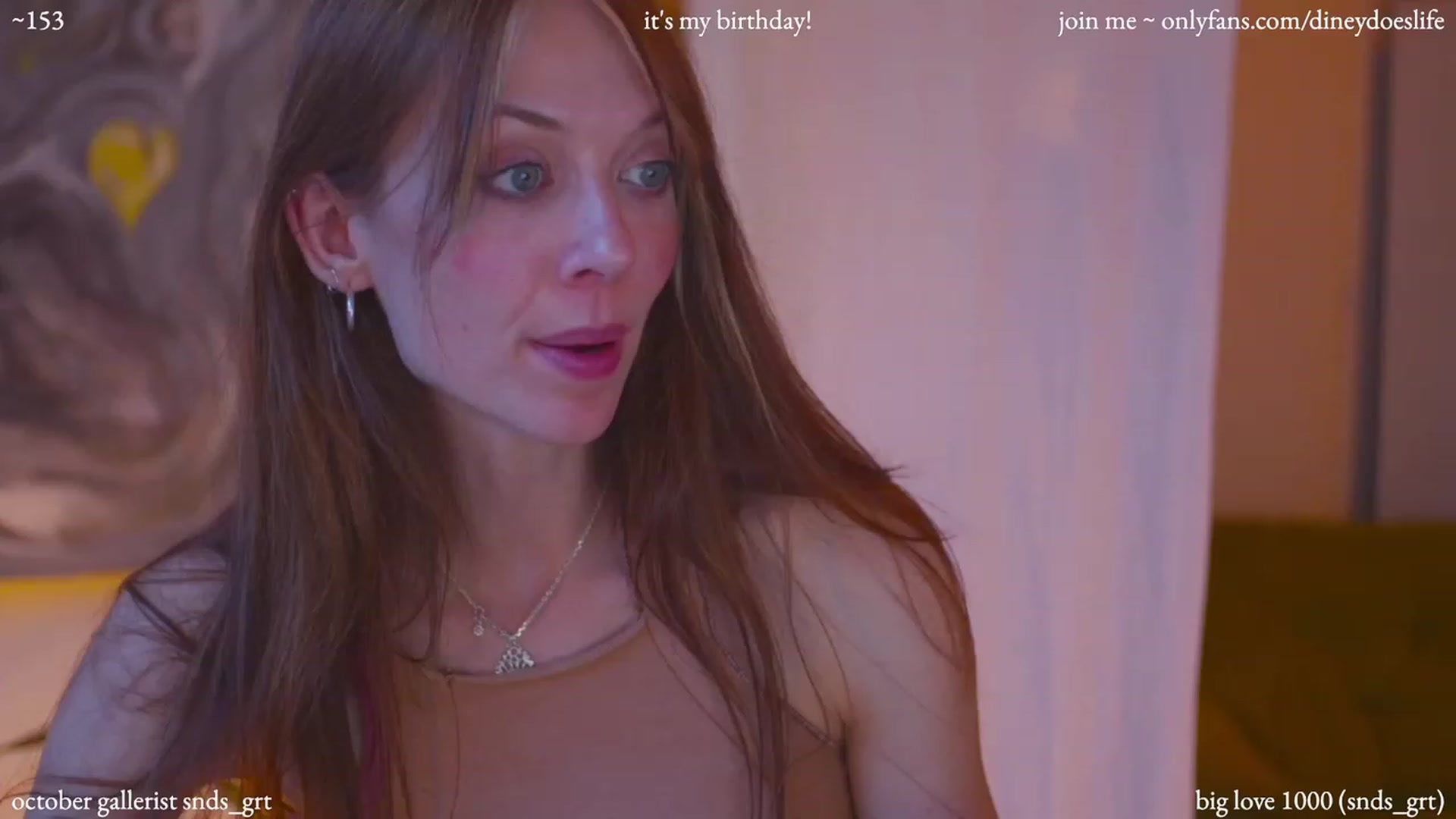 Gallery image thumbnail from diney_bday's myfreecams stream on, 10/20/2023, 22:11 image 10 of 20