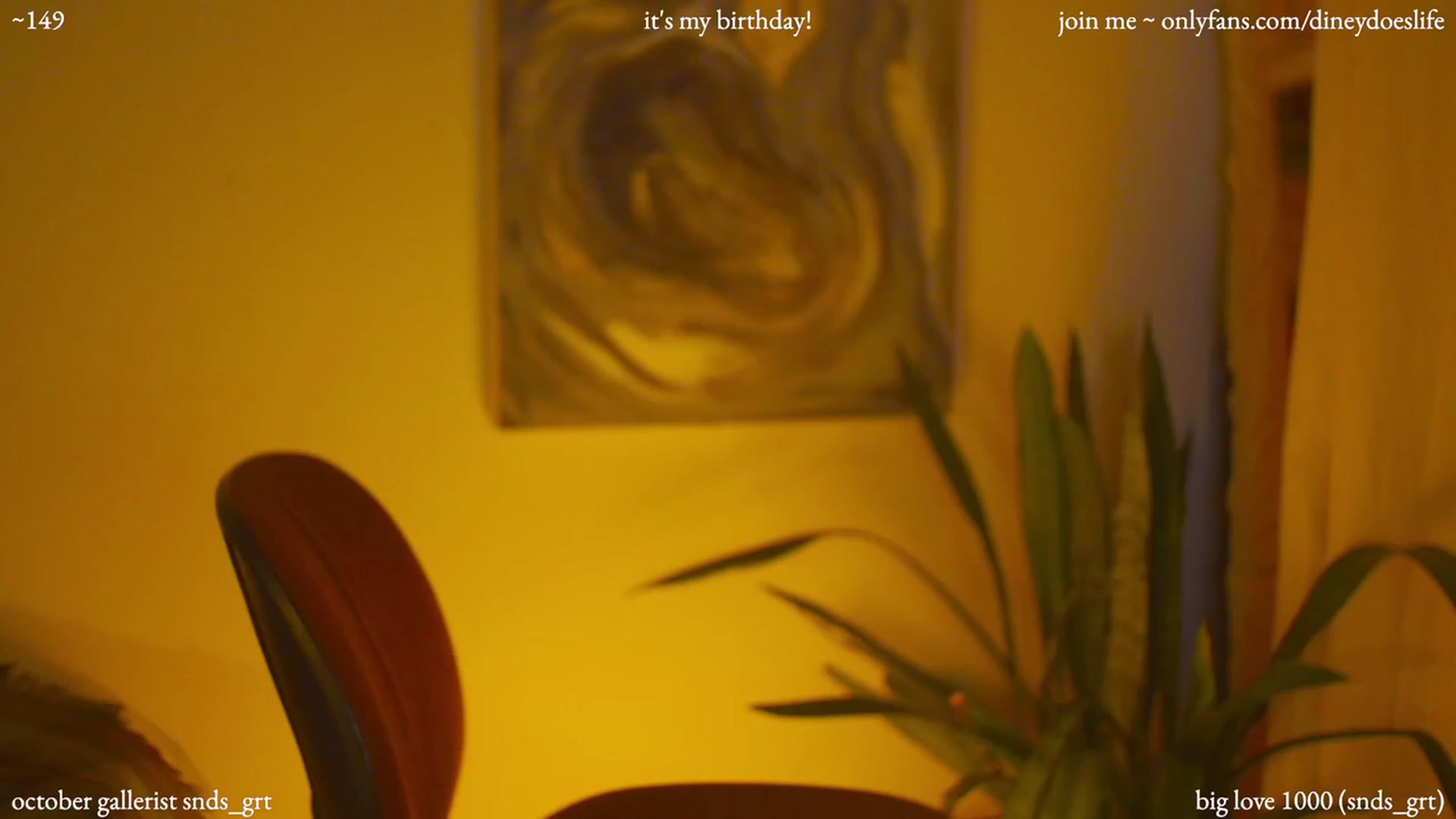 Gallery image thumbnail from diney_bday's myfreecams stream on, 10/21/2023, 24:19 image 7 of 20