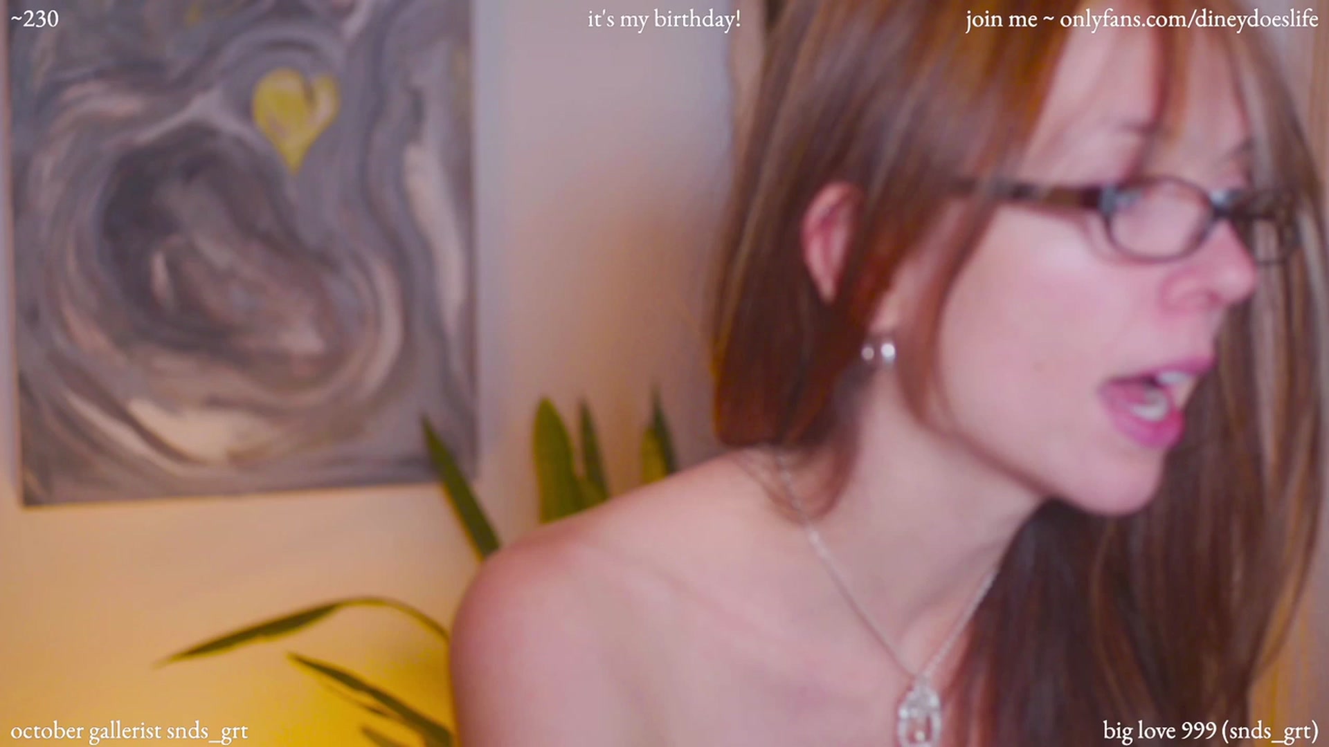 Gallery image thumbnail from diney_bday's myfreecams stream on, 10/30/2023, 05:38 image 13 of 20