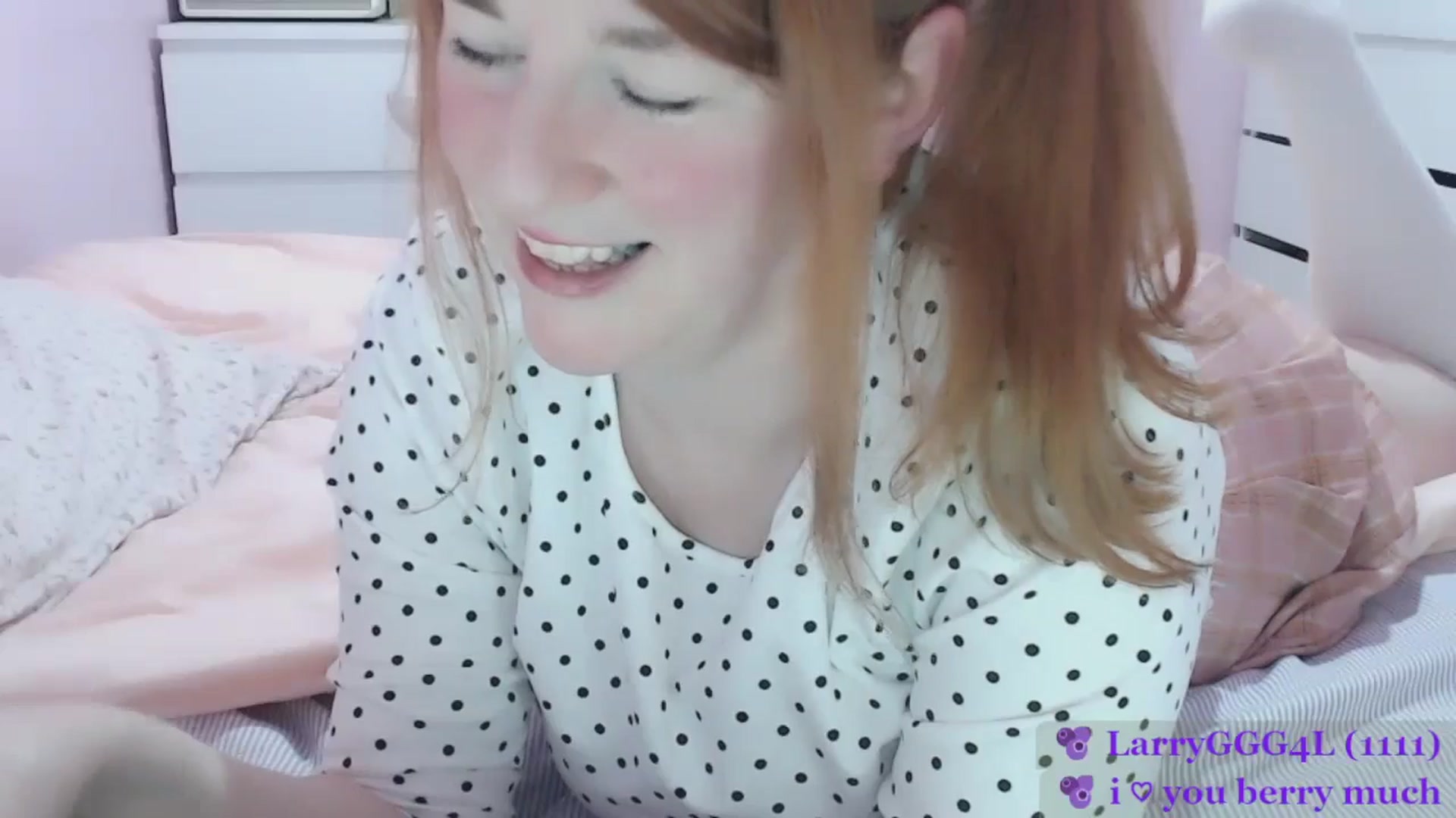 Gallery image thumbnail from doeberry's myfreecams stream on, 03/02/2026, 23:58 image 7 of 20