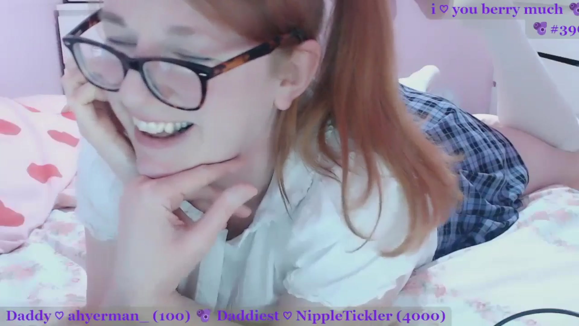 Gallery image thumbnail from doeberry's myfreecams stream on, 03/23/2026, 23:48 image 10 of 20
