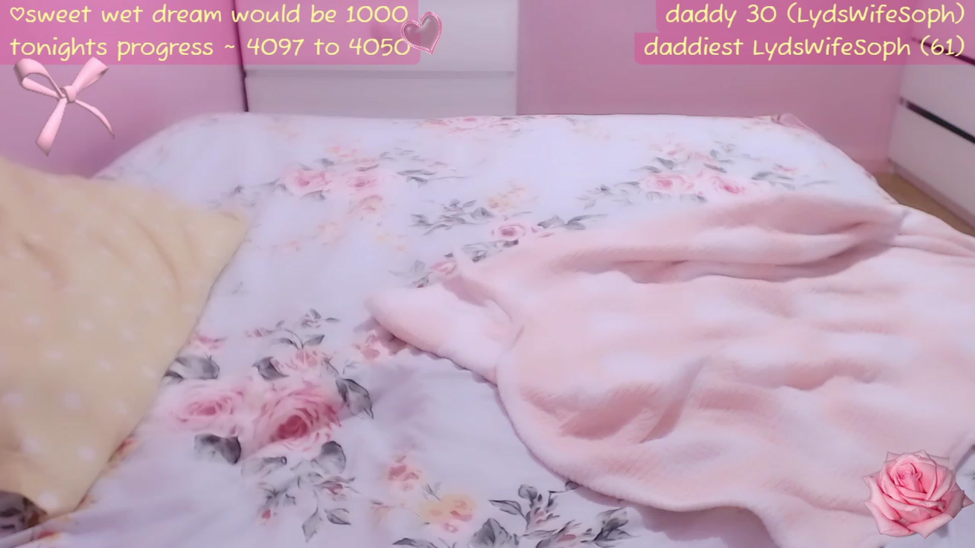 Gallery image thumbnail from dollette's myfreecams stream on, 07/05/2023, 20:28 image 13 of 20