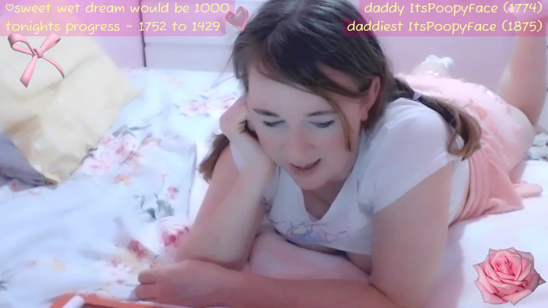 Gallery image thumbnail from dollette's myfreecams stream on, 07/08/2023, 22:17 image 19 of 20