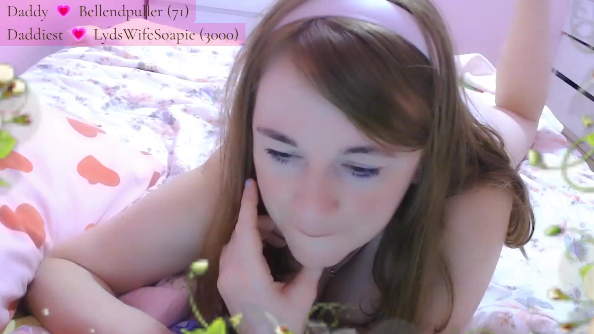 Gallery image thumbnail from dollette's myfreecams stream on, 08/10/2023, 22:22 image 10 of 20