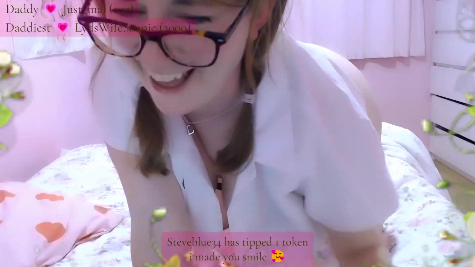 Gallery image thumbnail from dollette's myfreecams stream on, 08/12/2023, 21:03 image 15 of 20