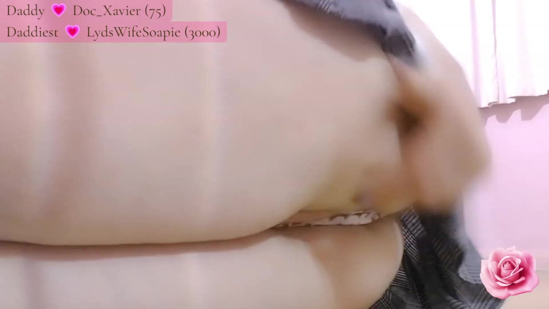 Gallery image thumbnail from dollette's myfreecams stream on, 08/17/2023, 21:07 image 16 of 20