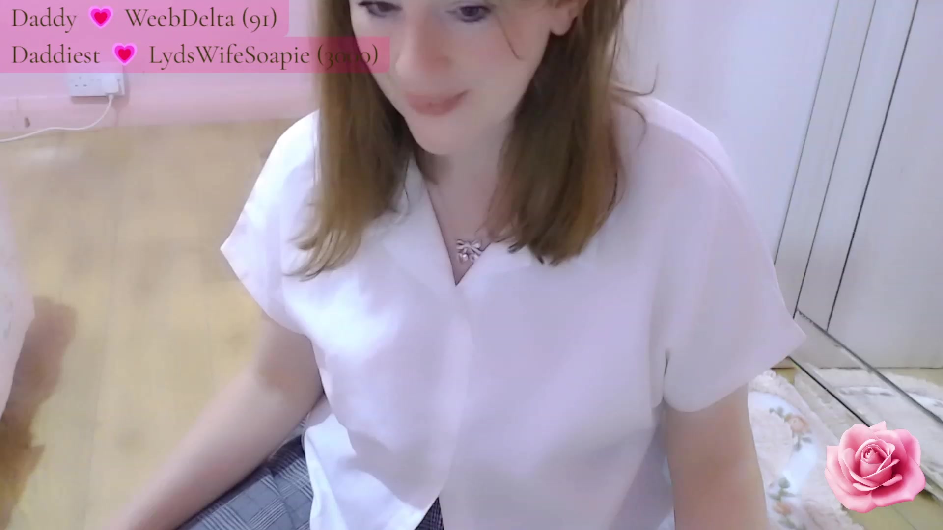Gallery image thumbnail from dollette's myfreecams stream on, 08/17/2023, 22:31 image 11 of 20