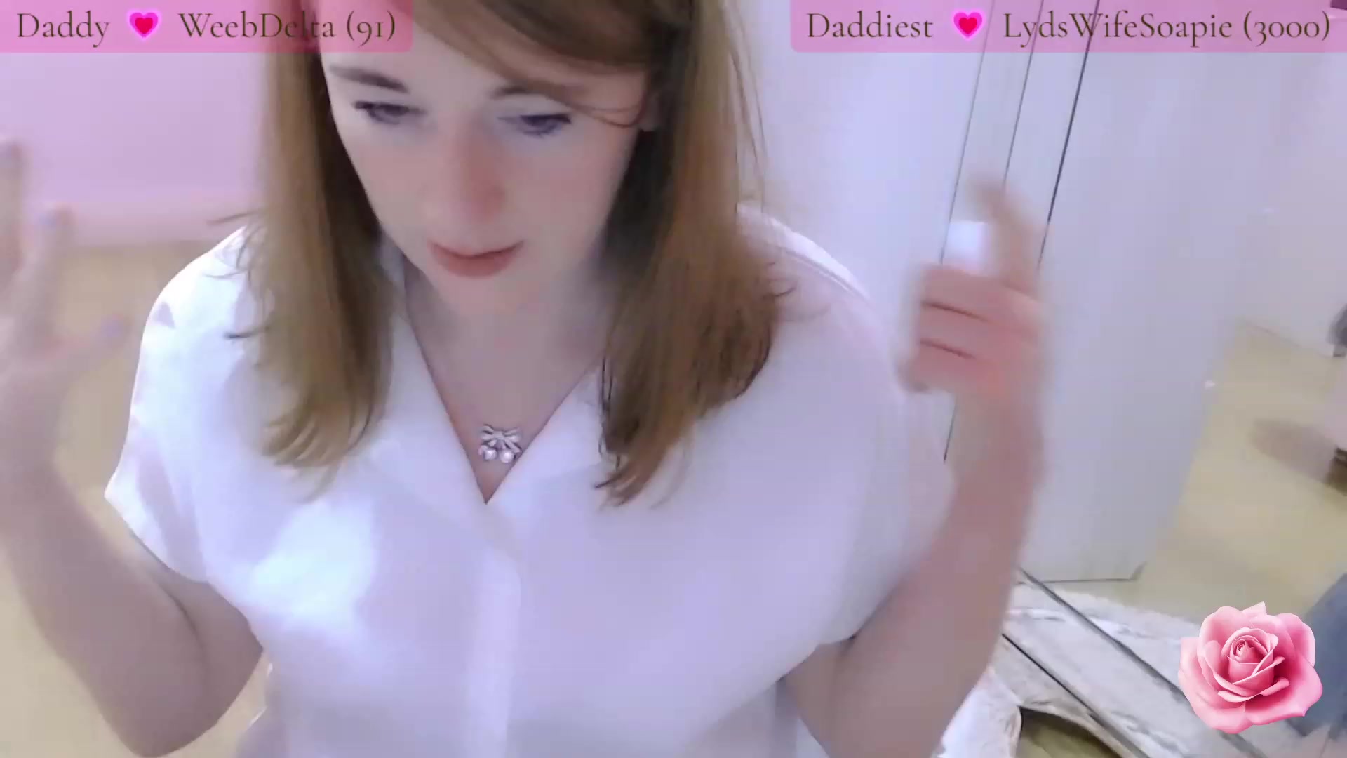 Gallery image thumbnail from dollette's myfreecams stream on, 08/17/2023, 22:31 image 18 of 20