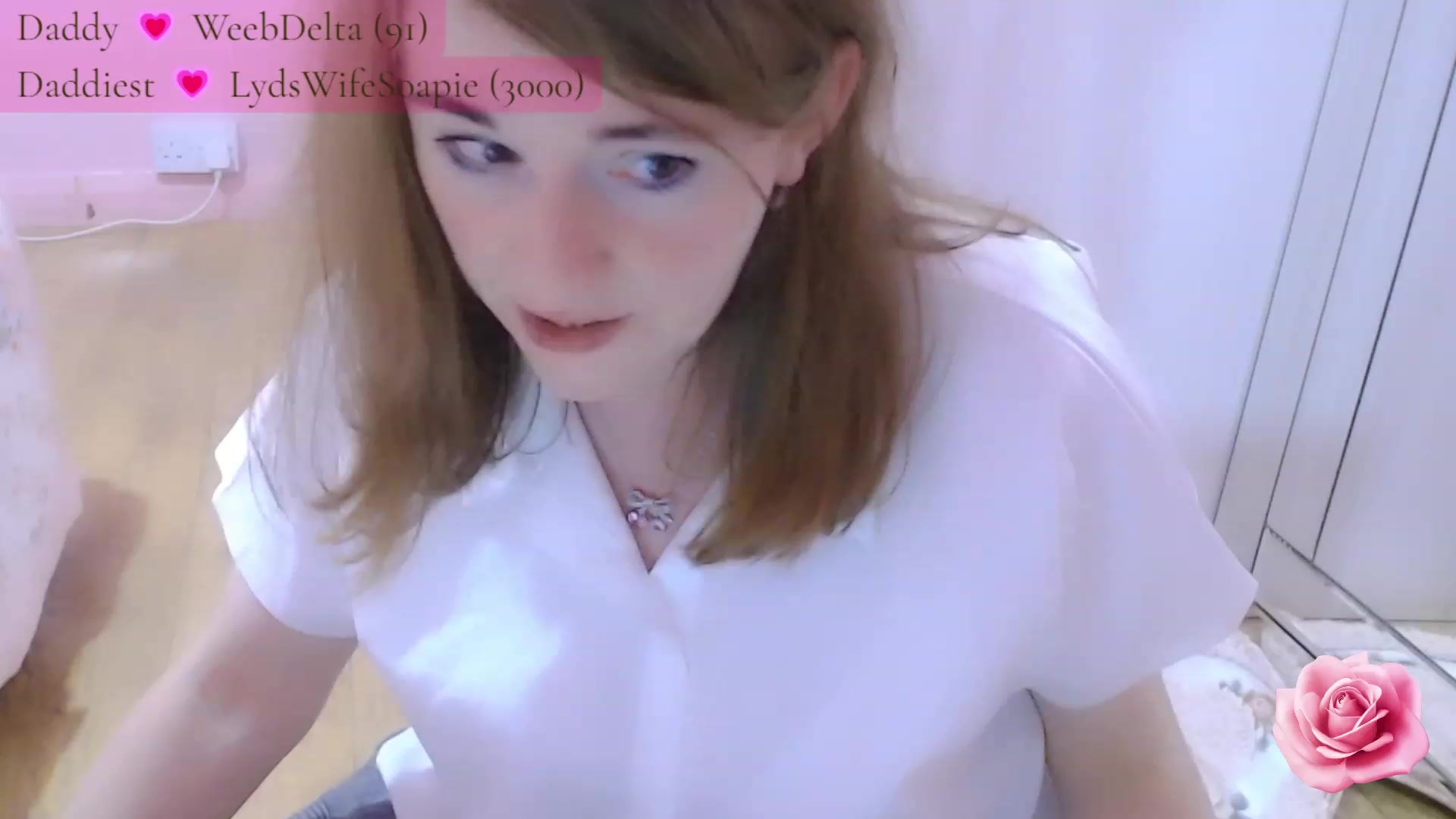 Gallery image thumbnail from dollette's myfreecams stream on, 08/17/2023, 22:31 image 3 of 20
