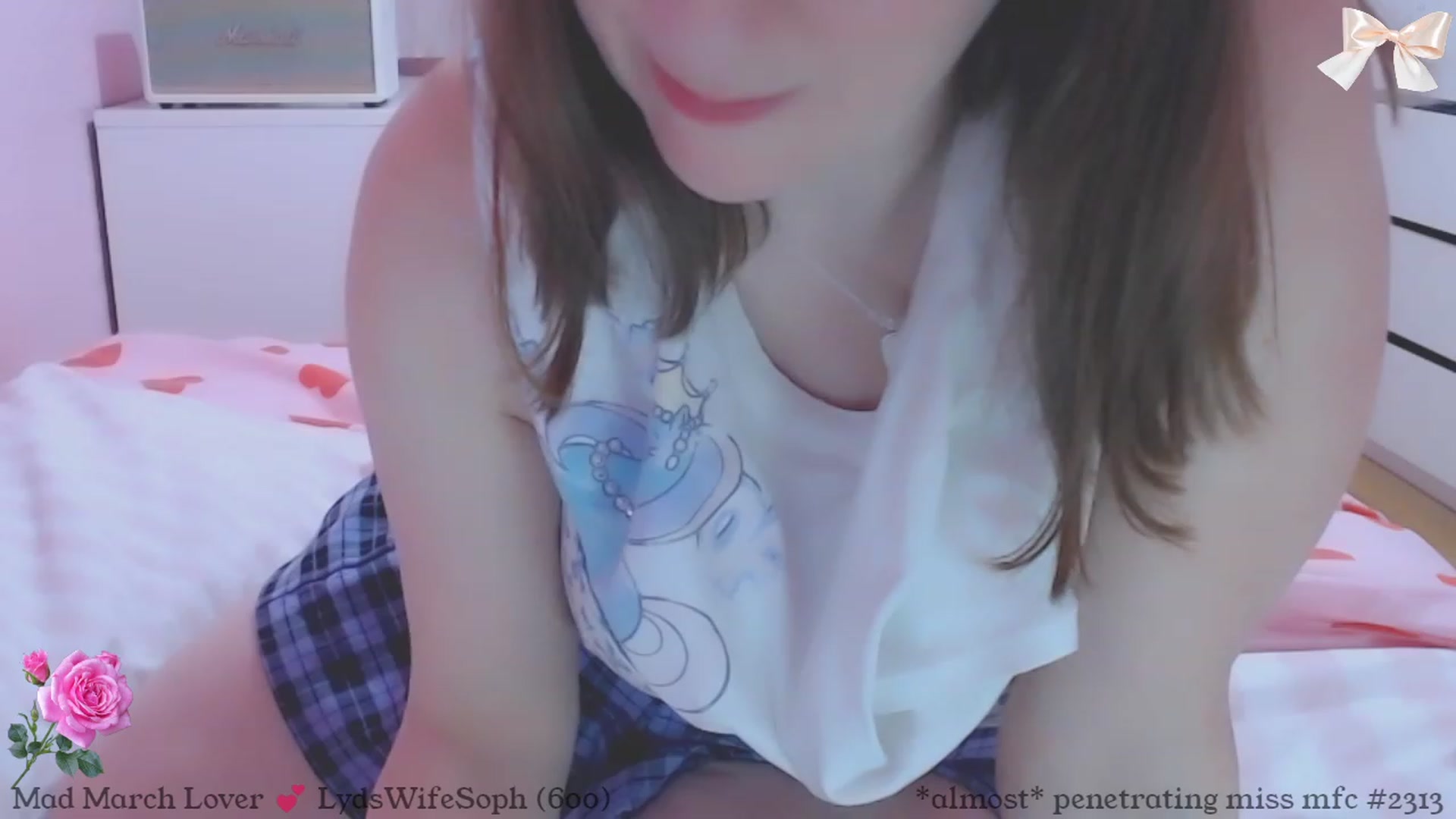 Gallery image thumbnail from dollette's myfreecams stream on, 03/05/2024, 22:08 image 5 of 20