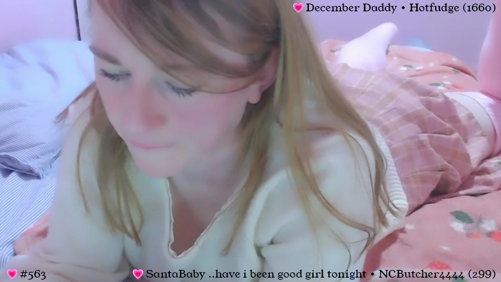 Gallery image thumbnail from dollette's myfreecams stream on, 12/14/2024, 24:38 image 2 of 20