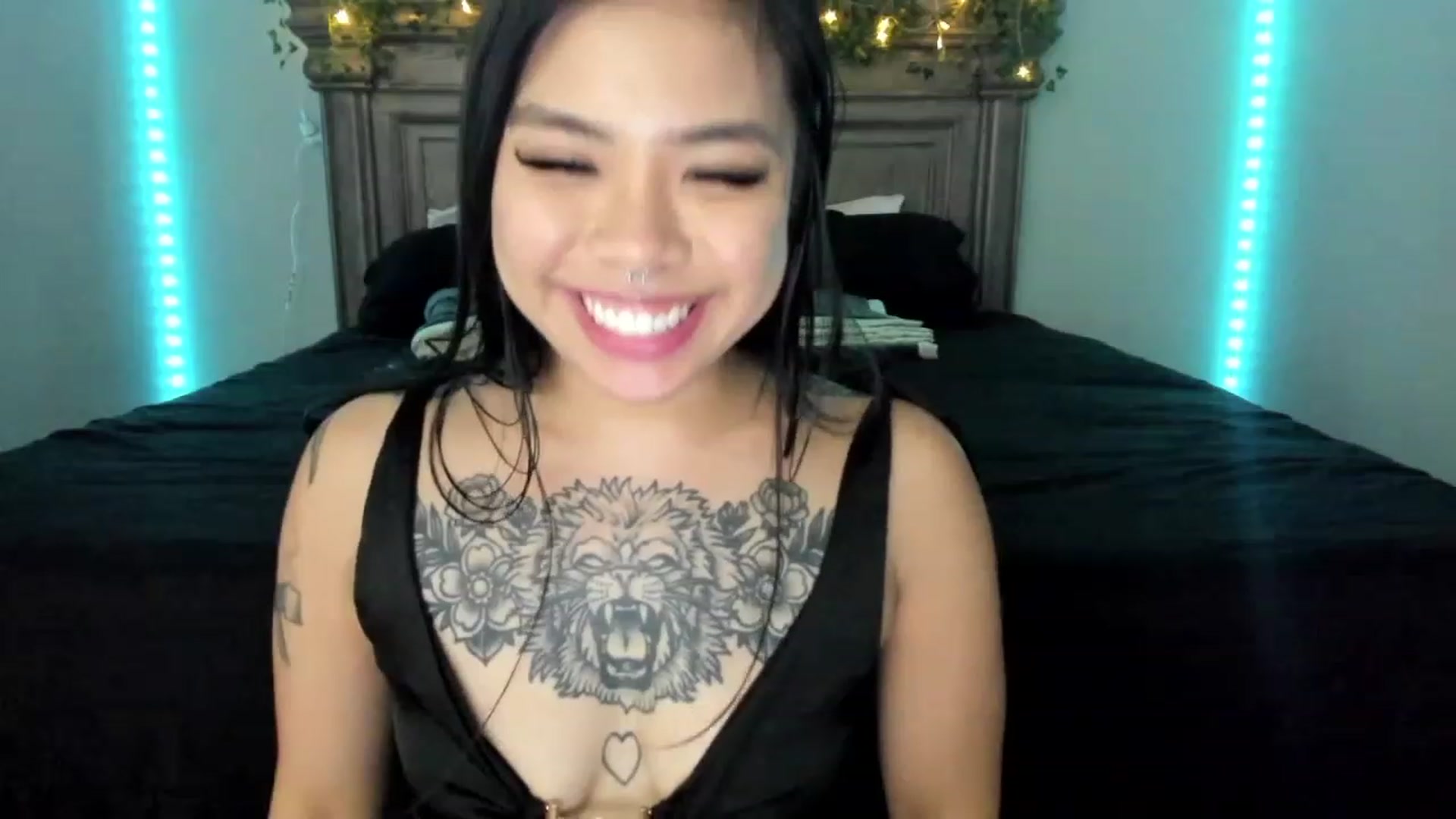 Gallery image thumbnail from dolllface's myfreecams stream on, 11/28/2022, 09:22 image 18 of 20