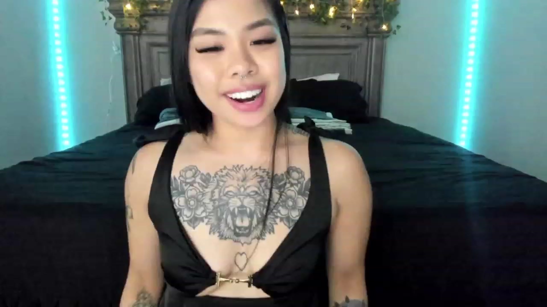Gallery image thumbnail from dolllface's myfreecams stream on, 11/28/2022, 09:22 image 7 of 20