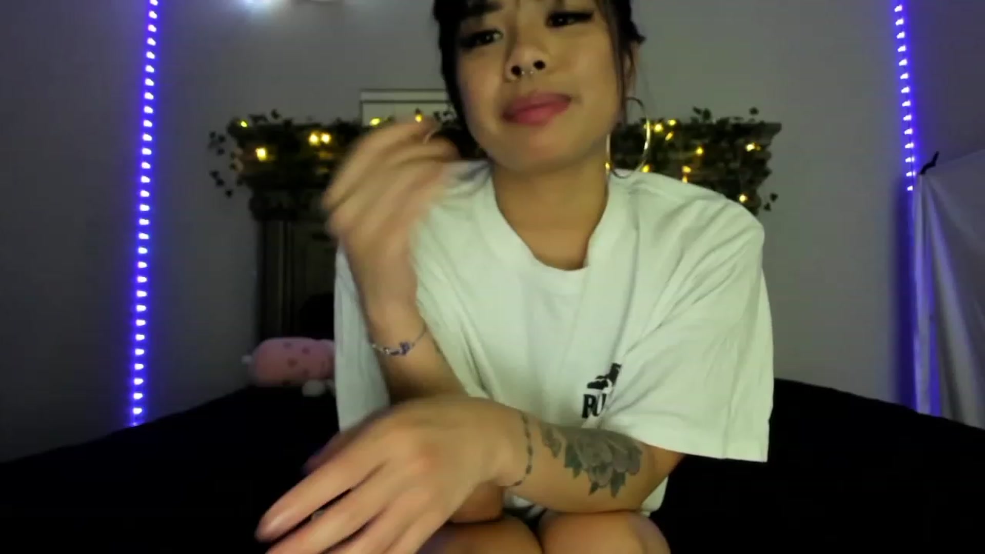 Gallery image thumbnail from dolllface's myfreecams stream on, 12/12/2022, 10:23 image 20 of 20