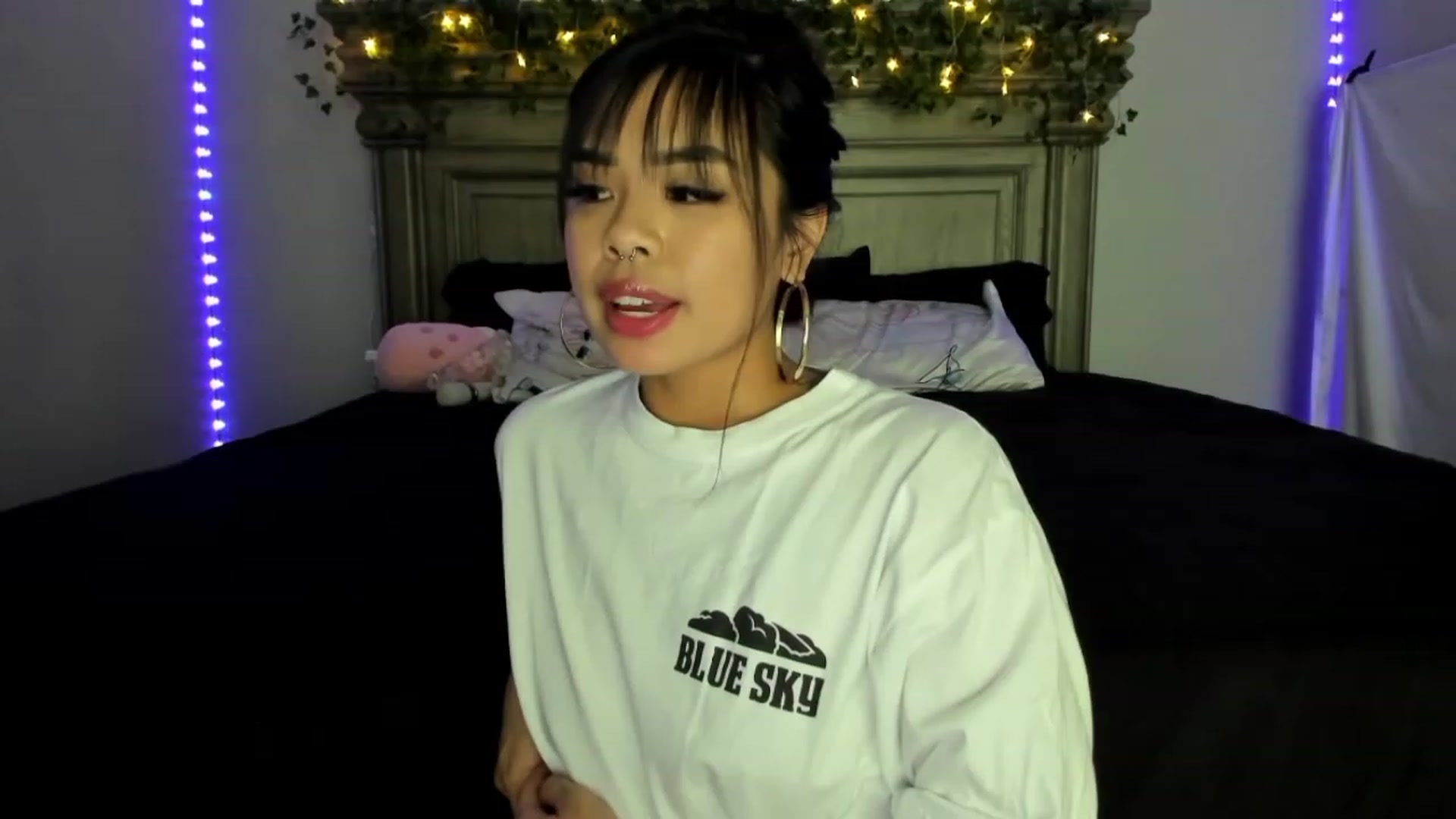 Gallery image thumbnail from dolllface's myfreecams stream on, 12/12/2022, 10:23 image 6 of 20