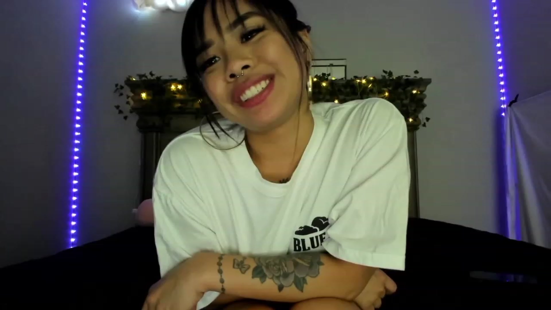Gallery image thumbnail from dolllface's myfreecams stream on, 12/12/2022, 11:30 image 4 of 20