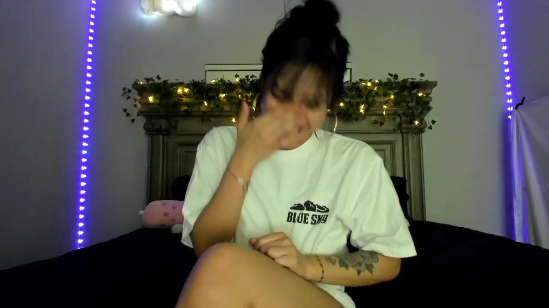 Gallery image thumbnail from dolllface's myfreecams stream on, 12/12/2022, 12:00 image 1 of 20