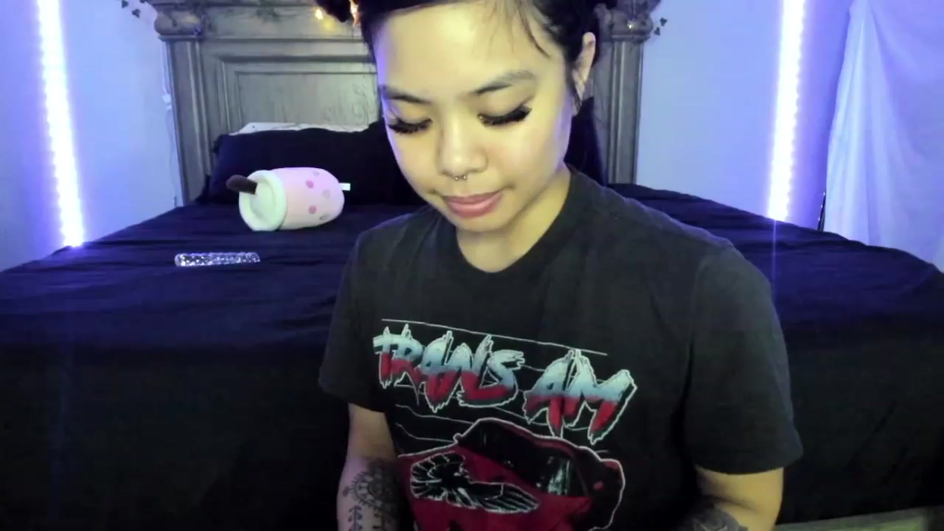 Gallery image thumbnail from dolllface's myfreecams stream on, 01/02/2023, 10:03 image 12 of 20