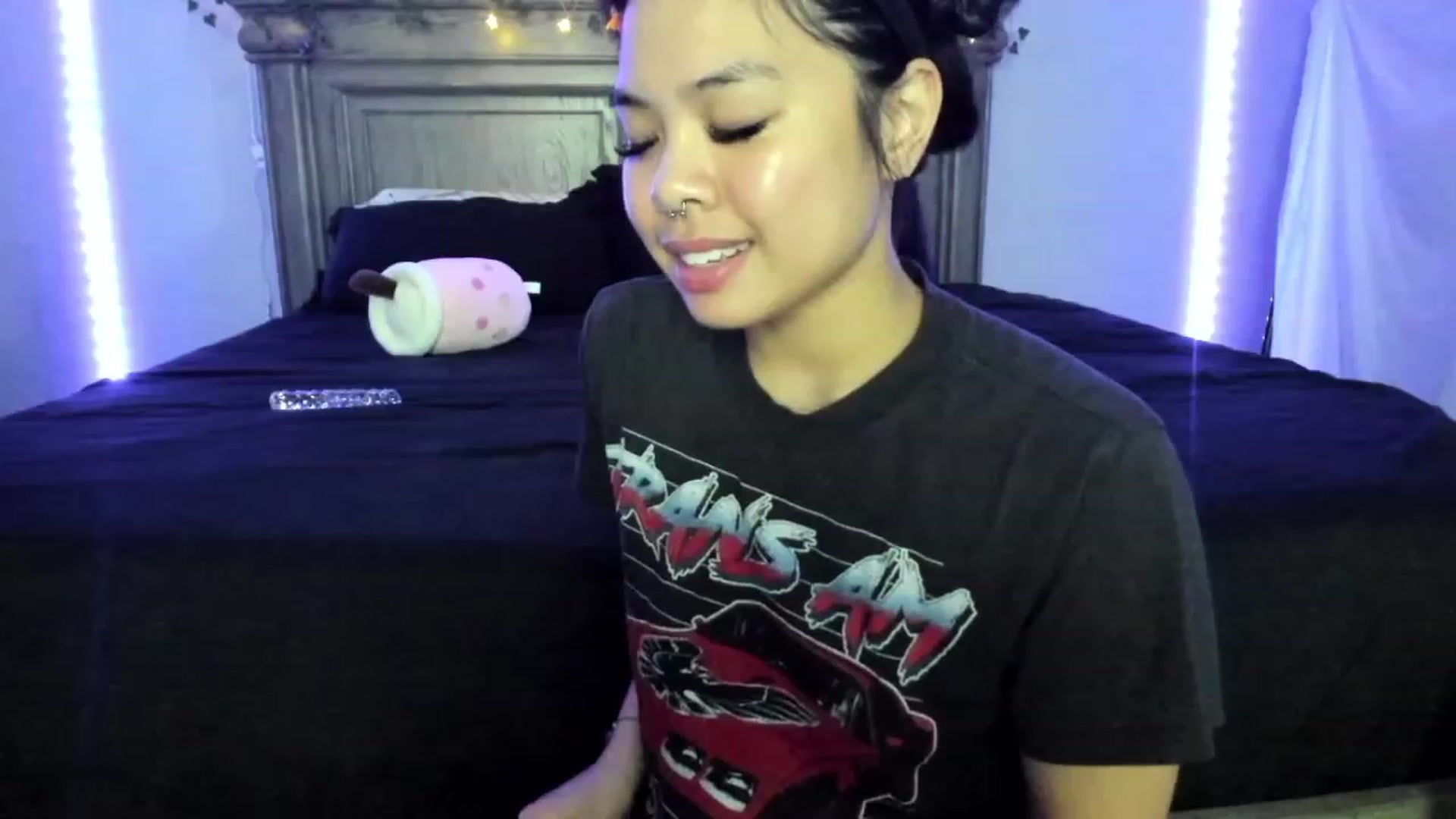 Gallery image thumbnail from dolllface's myfreecams stream on, 01/02/2023, 10:03 image 3 of 20