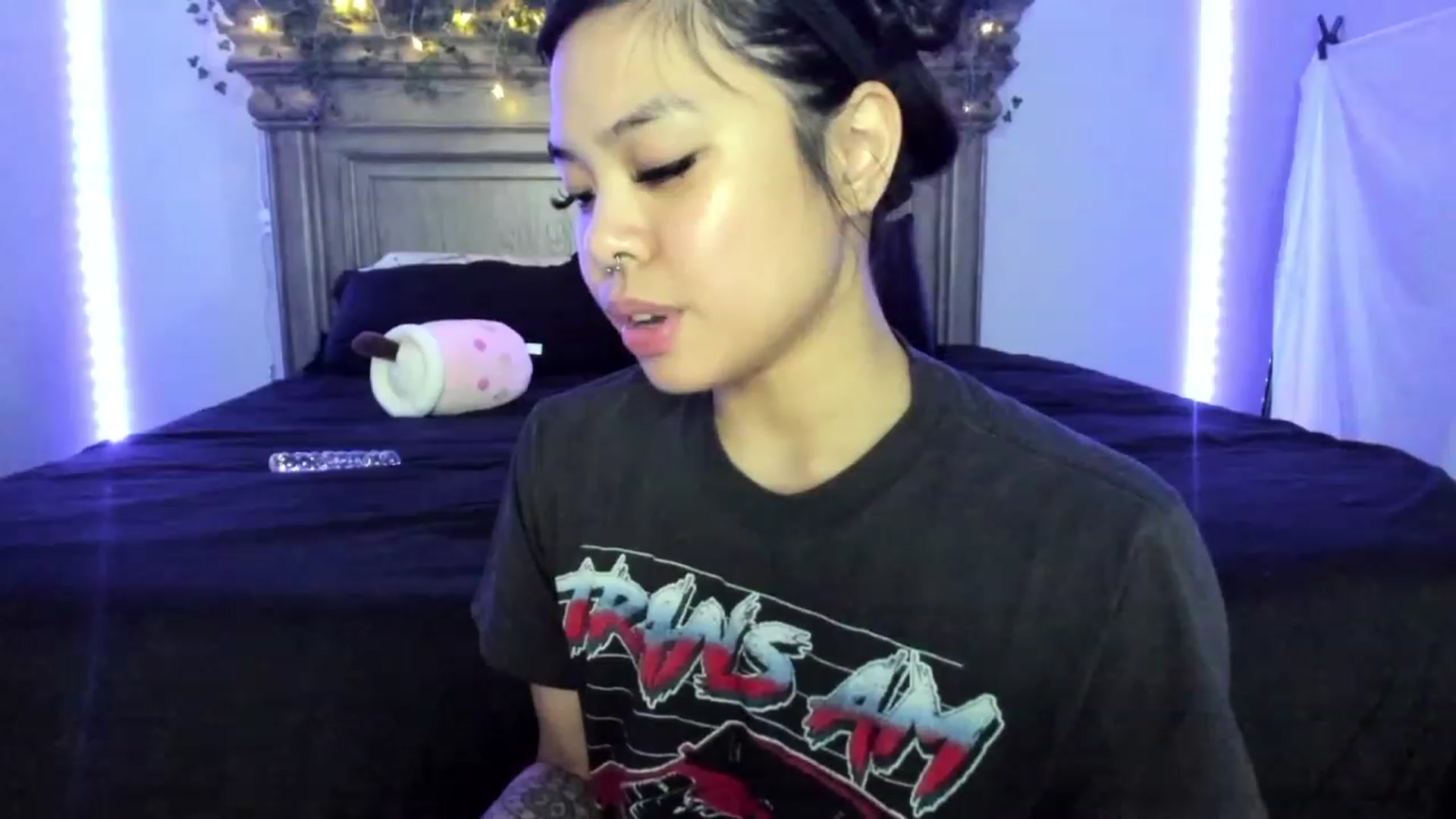 Gallery image thumbnail from dolllface's myfreecams stream on, 01/02/2023, 10:03 image 15 of 20