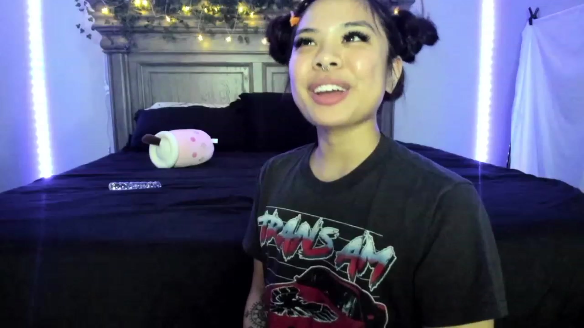 Gallery image thumbnail from dolllface's myfreecams stream on, 01/02/2023, 10:03 image 18 of 20
