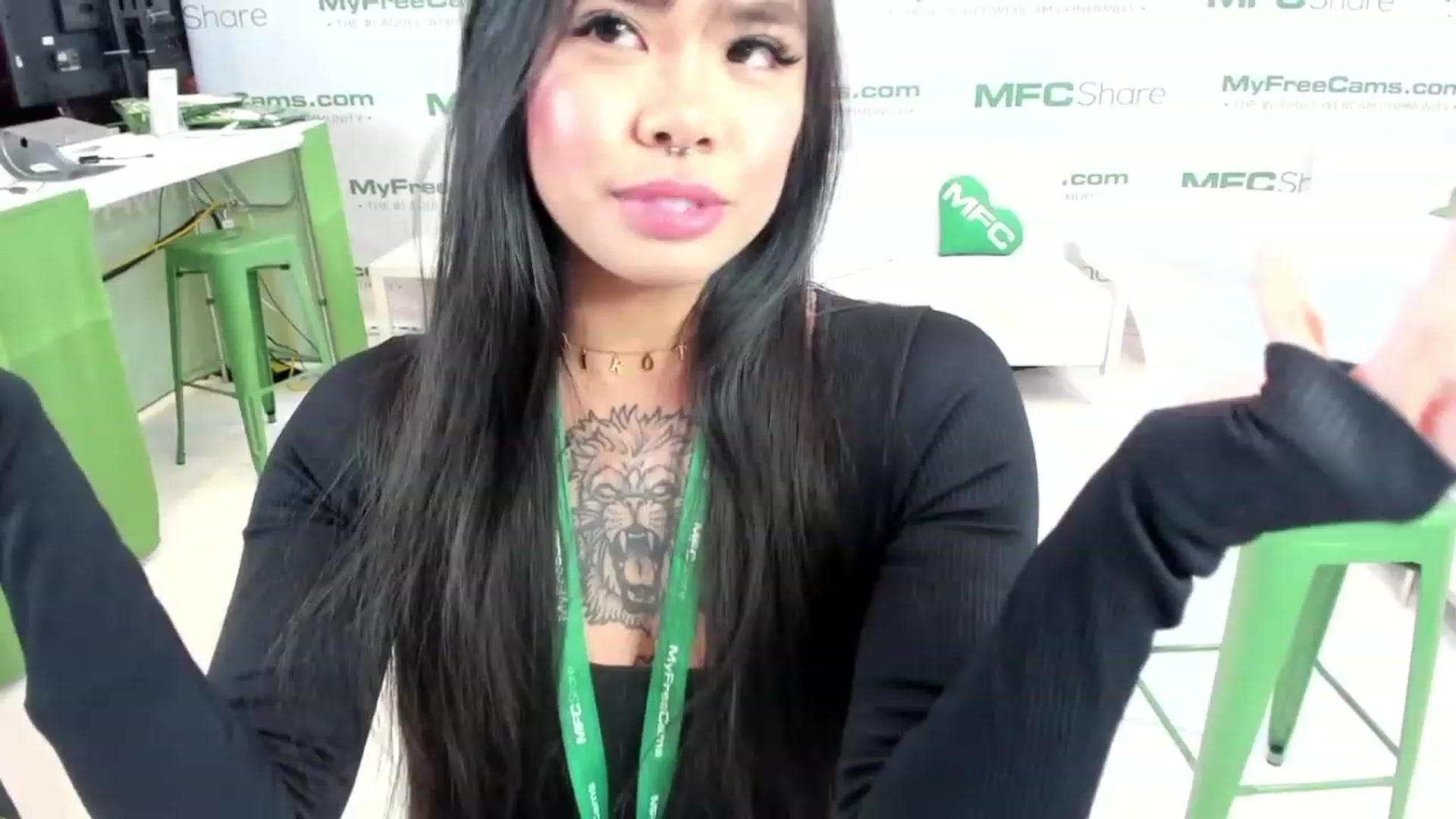 Gallery image thumbnail from dolllface's myfreecams stream on, 01/07/2023, 23:16 image 1 of 20