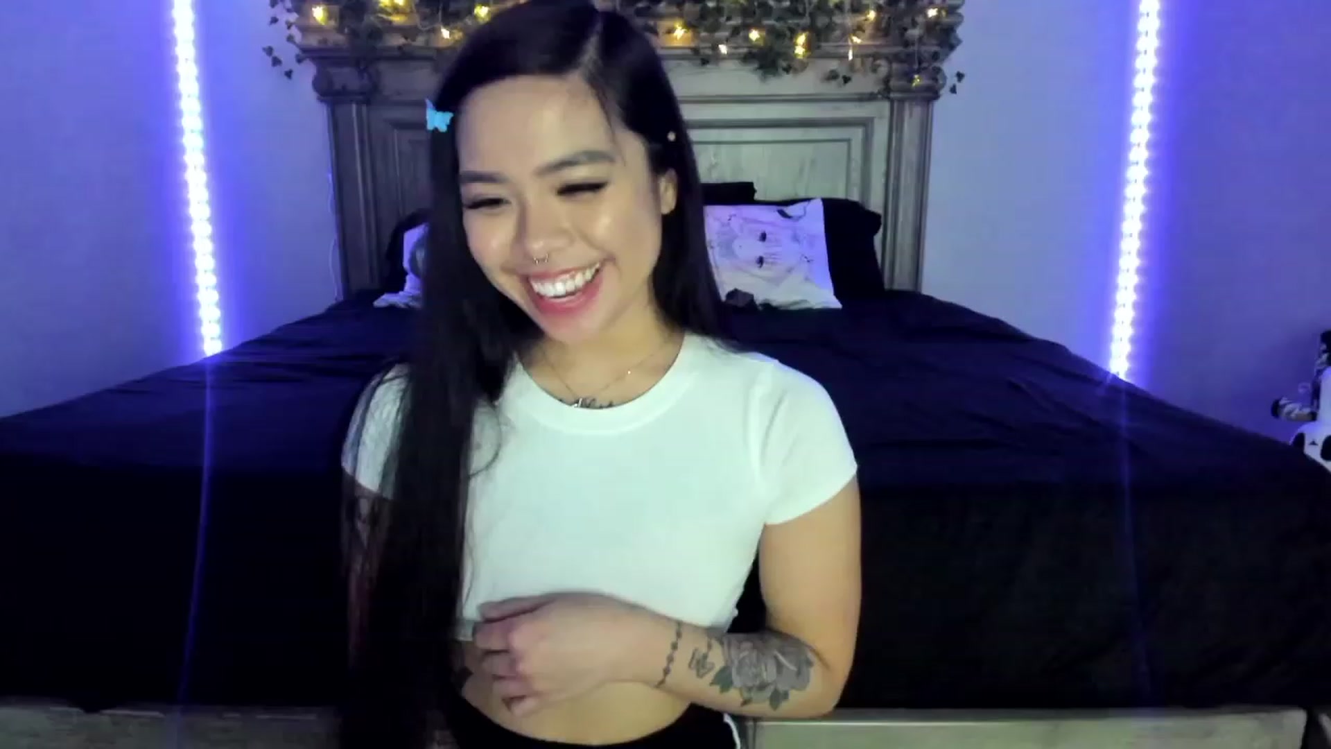 Gallery image thumbnail from dolllface's myfreecams stream on, 01/18/2023, 08:29 image 20 of 20