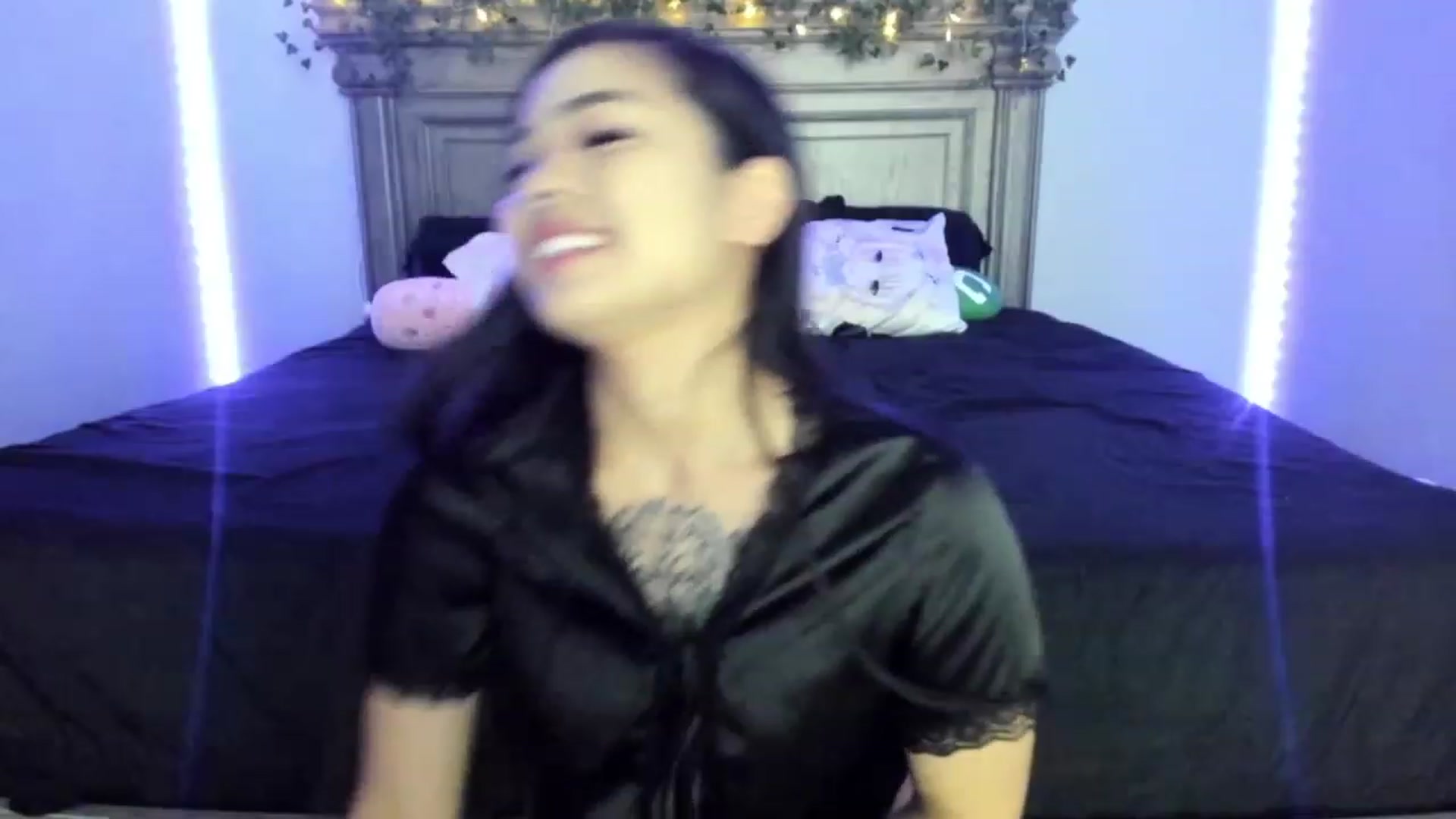 Gallery image thumbnail from dolllface's myfreecams stream on, 01/20/2023, 09:16 image 14 of 20