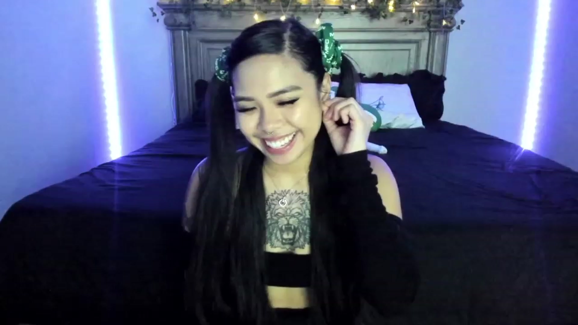 Gallery image thumbnail from dolllface's myfreecams stream on, 01/27/2023, 10:16 image 5 of 20