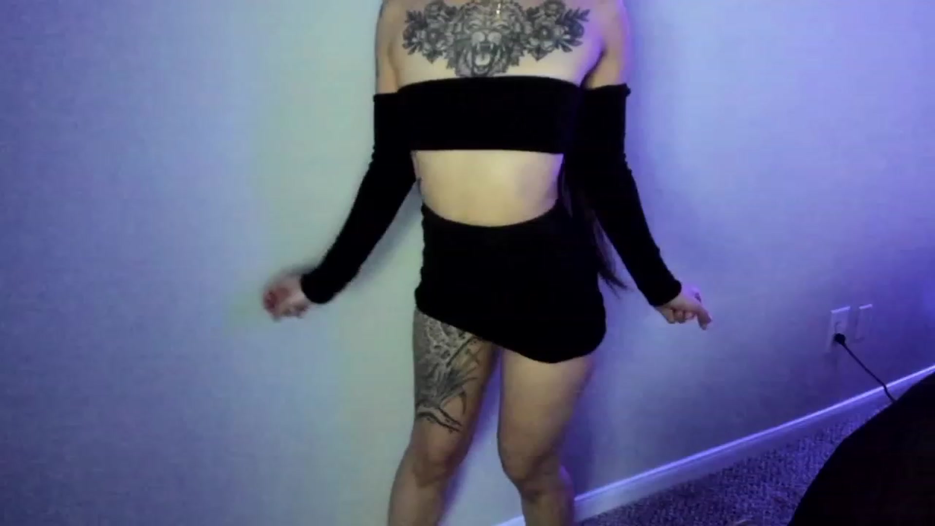 Gallery image thumbnail from dolllface's myfreecams stream on, 01/27/2023, 10:51 image 18 of 20