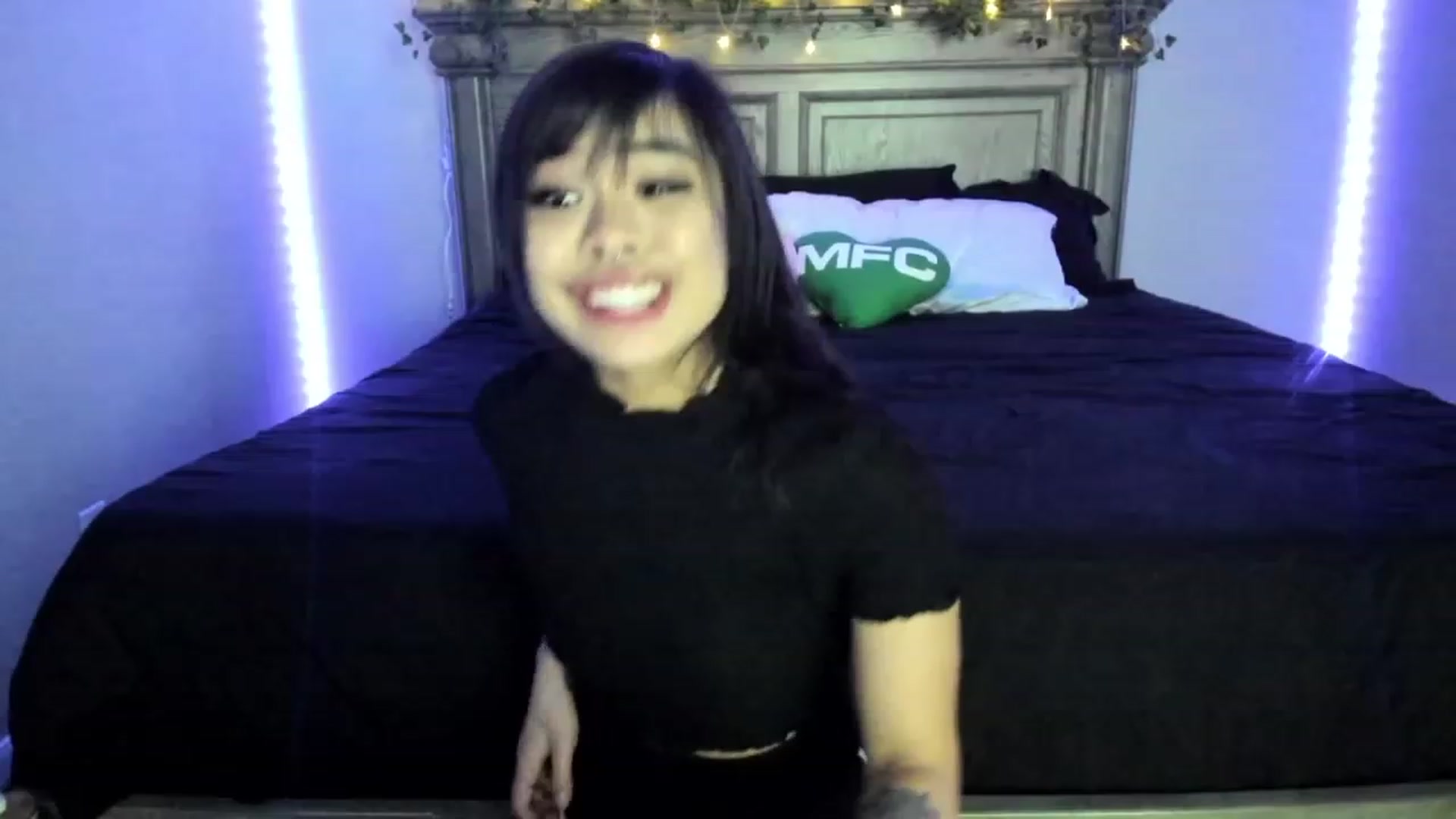 Gallery image thumbnail from dolllface's myfreecams stream on, 01/28/2023, 08:55 image 4 of 20