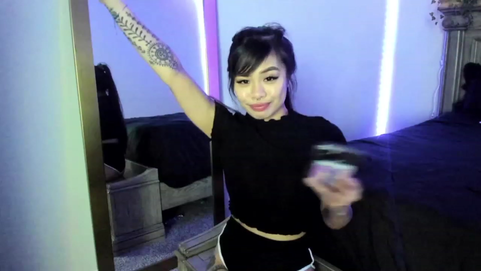 Gallery image thumbnail from dolllface's myfreecams stream on, 01/28/2023, 12:05 image 18 of 20