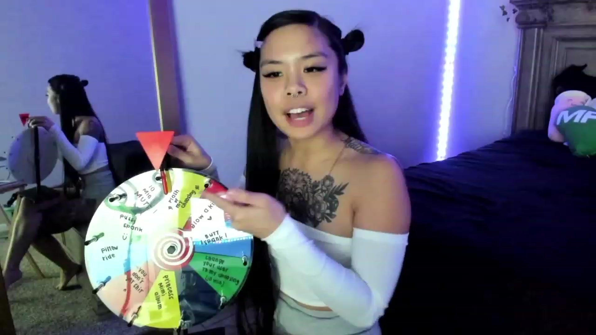 Gallery image thumbnail from dolllface's myfreecams stream on, 01/31/2023, 07:54 image 1 of 20