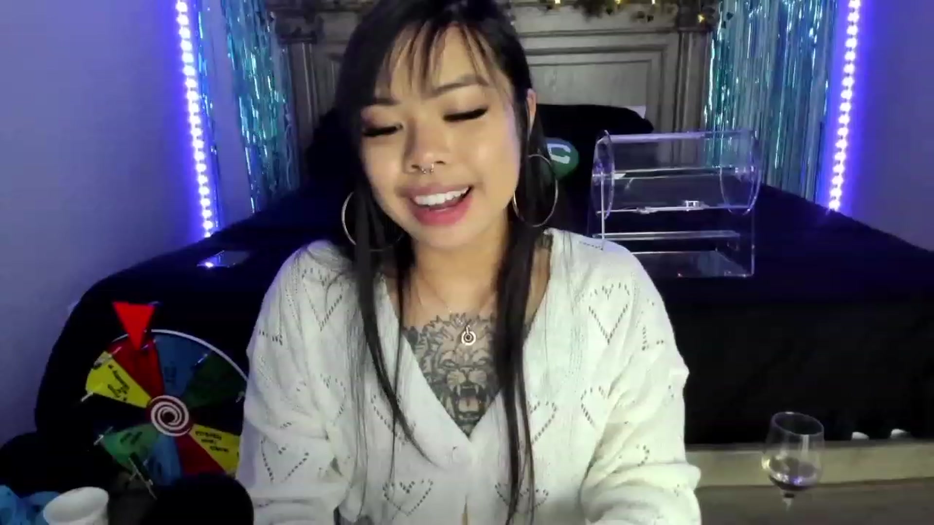 Gallery image thumbnail from dolllface's myfreecams stream on, 03/04/2023, 10:51 image 10 of 20