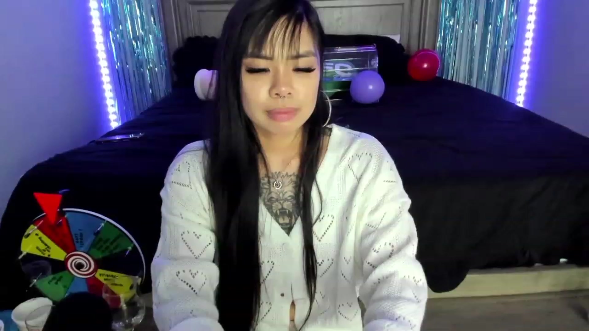 Gallery image thumbnail from dolllface's myfreecams stream on, 03/04/2023, 10:51 image 19 of 20