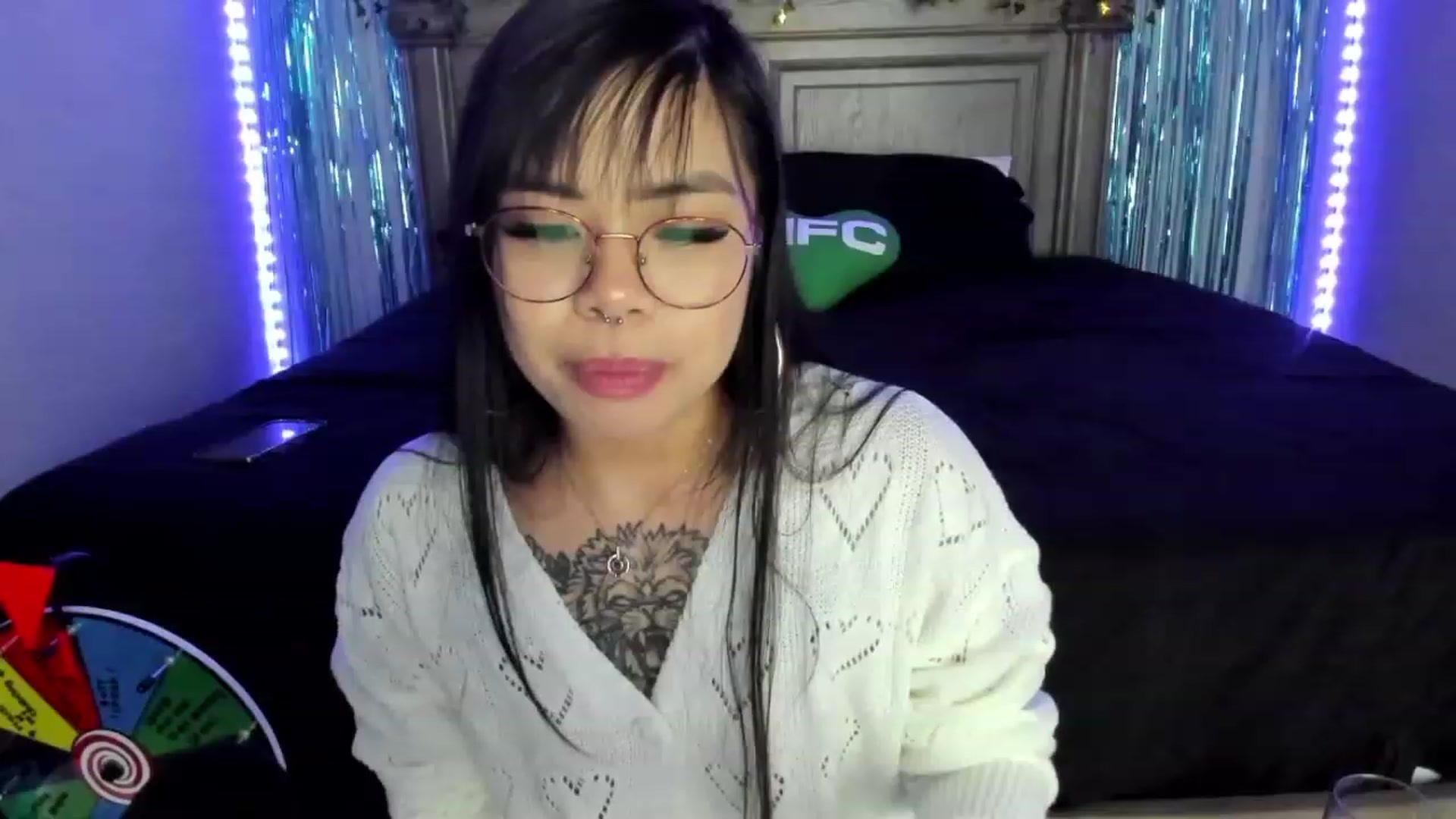 Gallery image thumbnail from dolllface's myfreecams stream on, 03/04/2023, 10:51 image 4 of 20