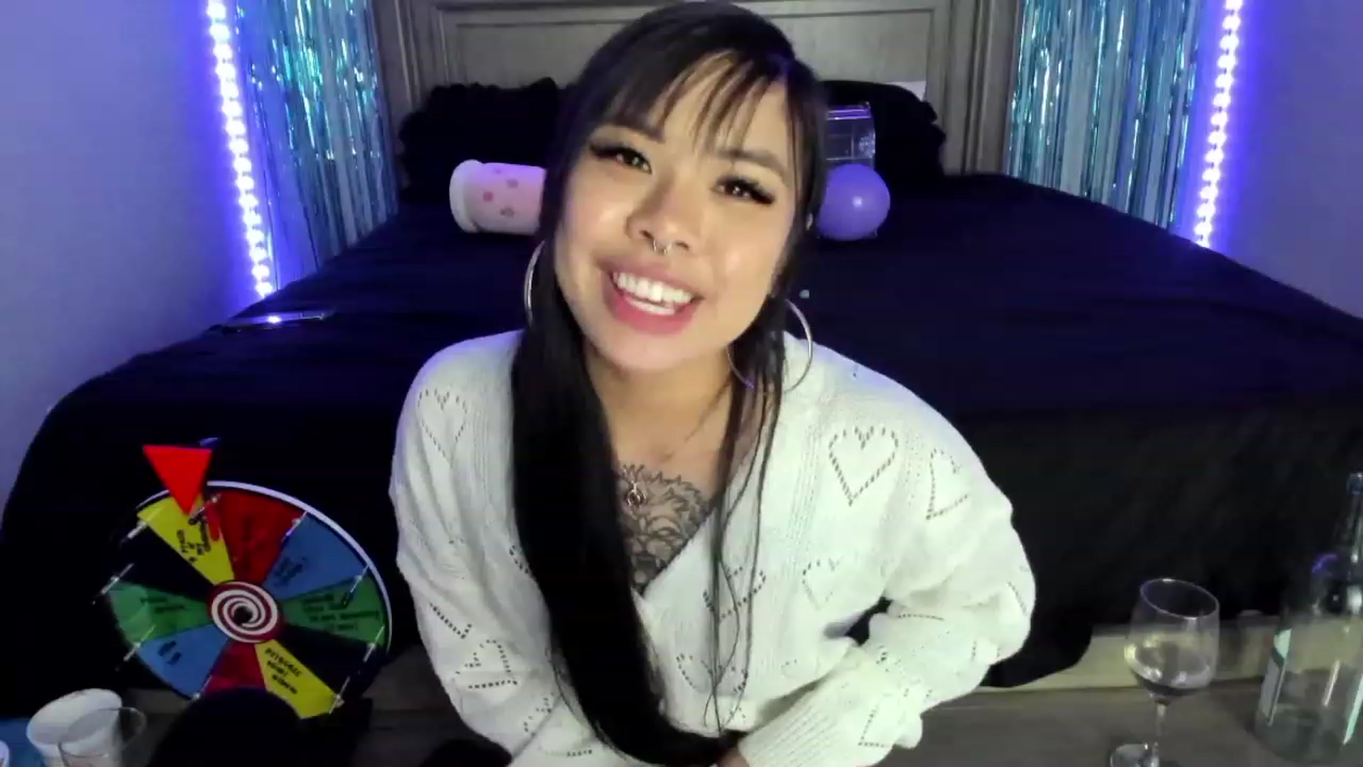 Gallery image thumbnail from dolllface's myfreecams stream on, 03/04/2023, 12:06 image 11 of 20