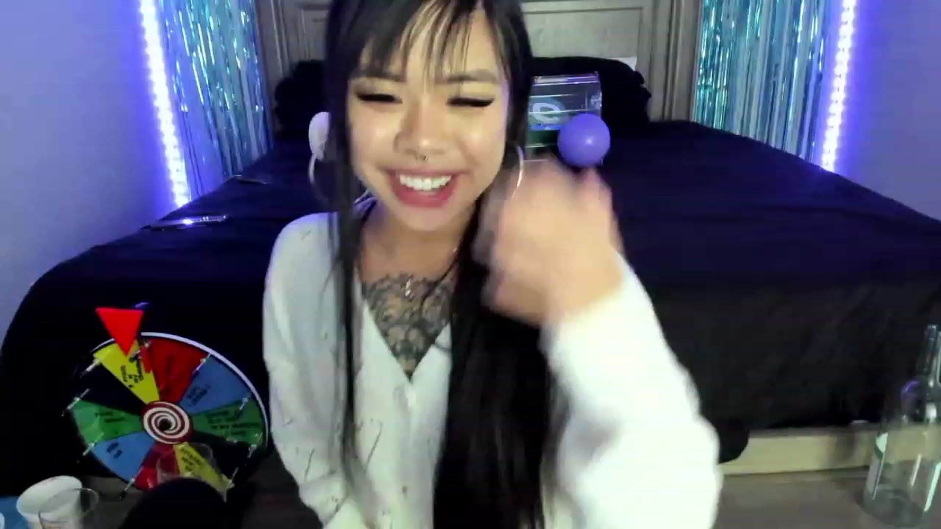 Gallery image thumbnail from dolllface's myfreecams stream on, 03/04/2023, 12:06 image 18 of 20