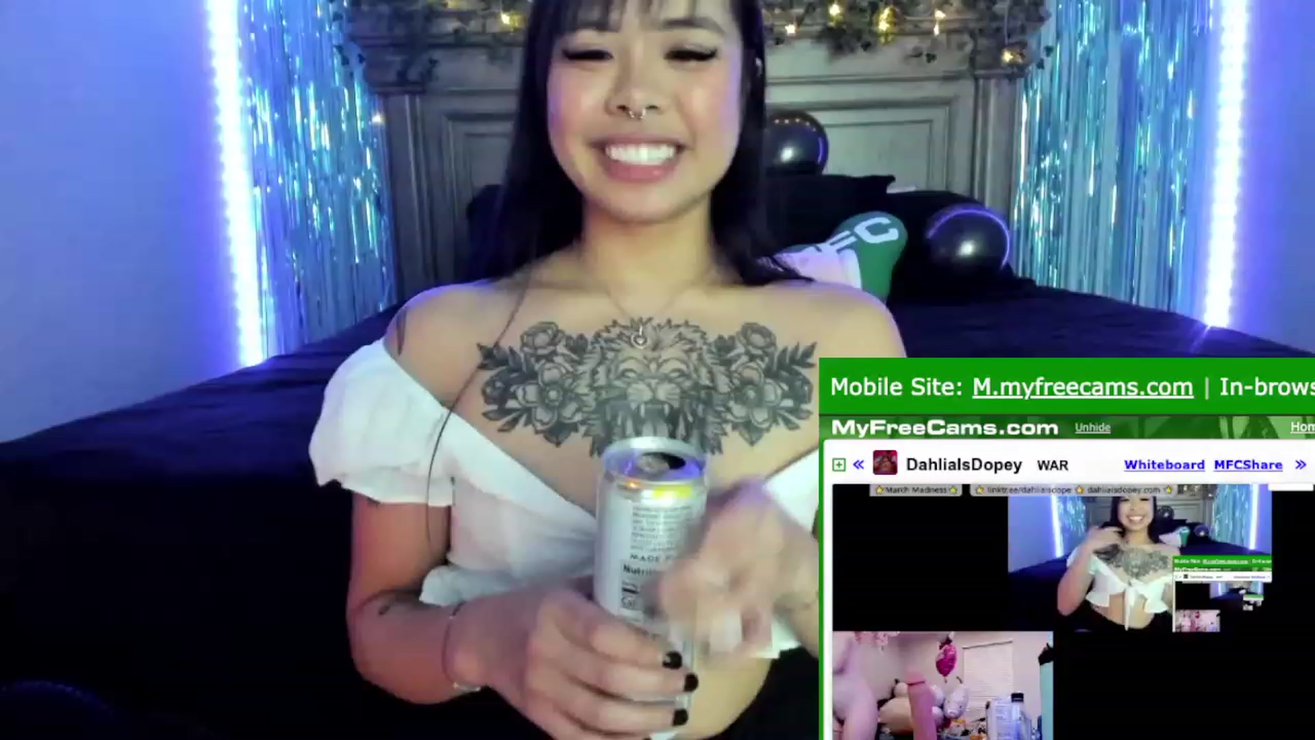 Gallery image thumbnail from dolllface's myfreecams stream on, 03/10/2023, 07:11 image 7 of 20