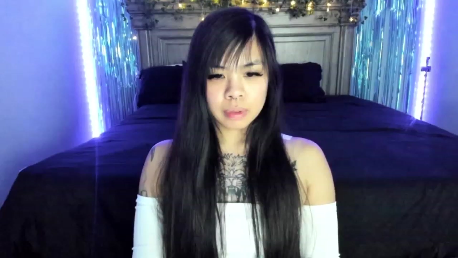Gallery image thumbnail from dolllface's myfreecams stream on, 03/15/2023, 08:41 image 3 of 20
