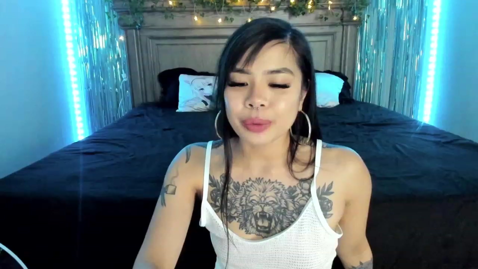 Gallery image thumbnail from dolllface's myfreecams stream on, 03/30/2023, 07:06 image 16 of 20