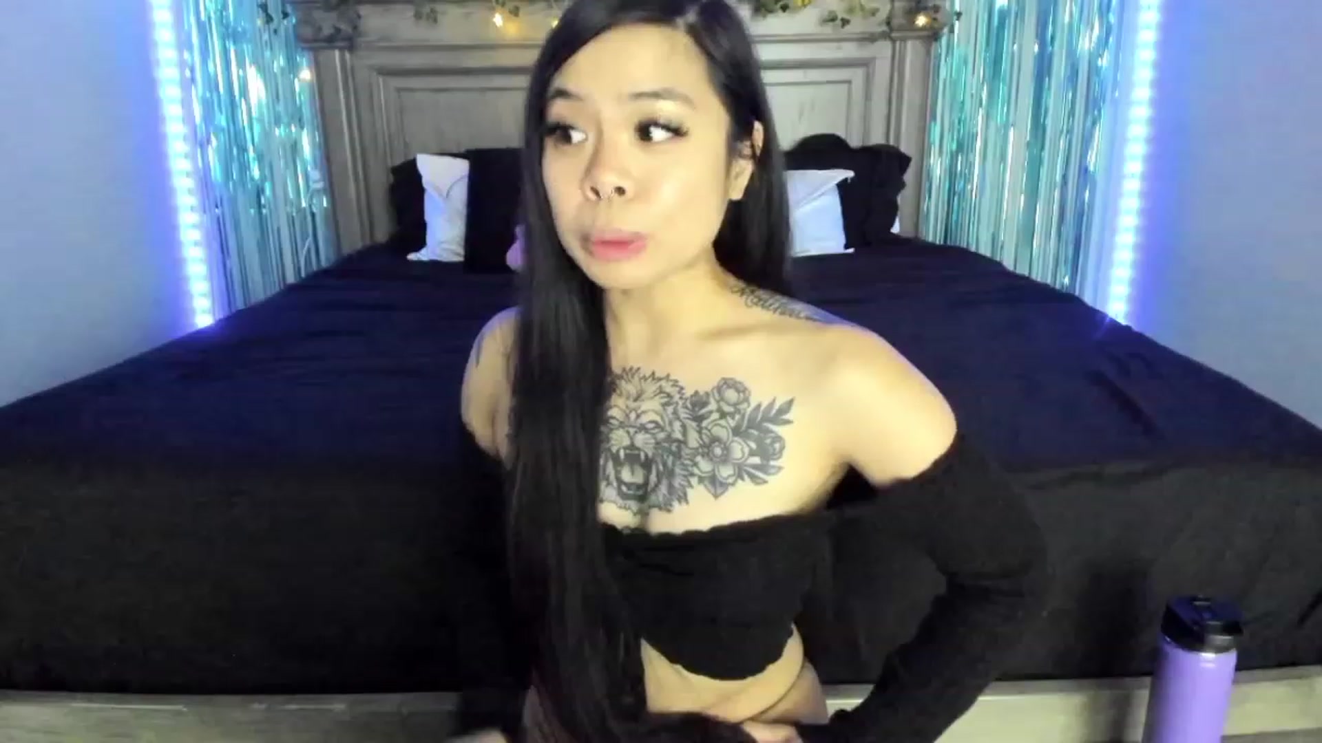 Gallery image thumbnail from dolllface's myfreecams stream on, 04/06/2023, 07:20 image 6 of 20
