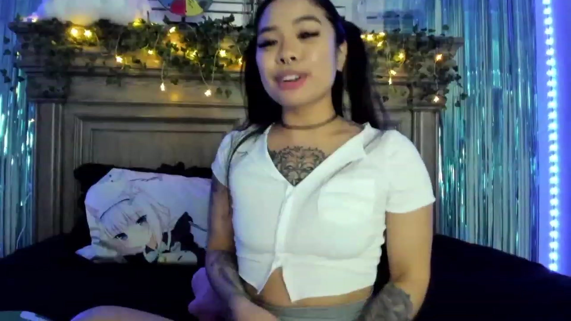 Gallery image thumbnail from dolllface's myfreecams stream on, 04/21/2023, 09:55 image 12 of 20
