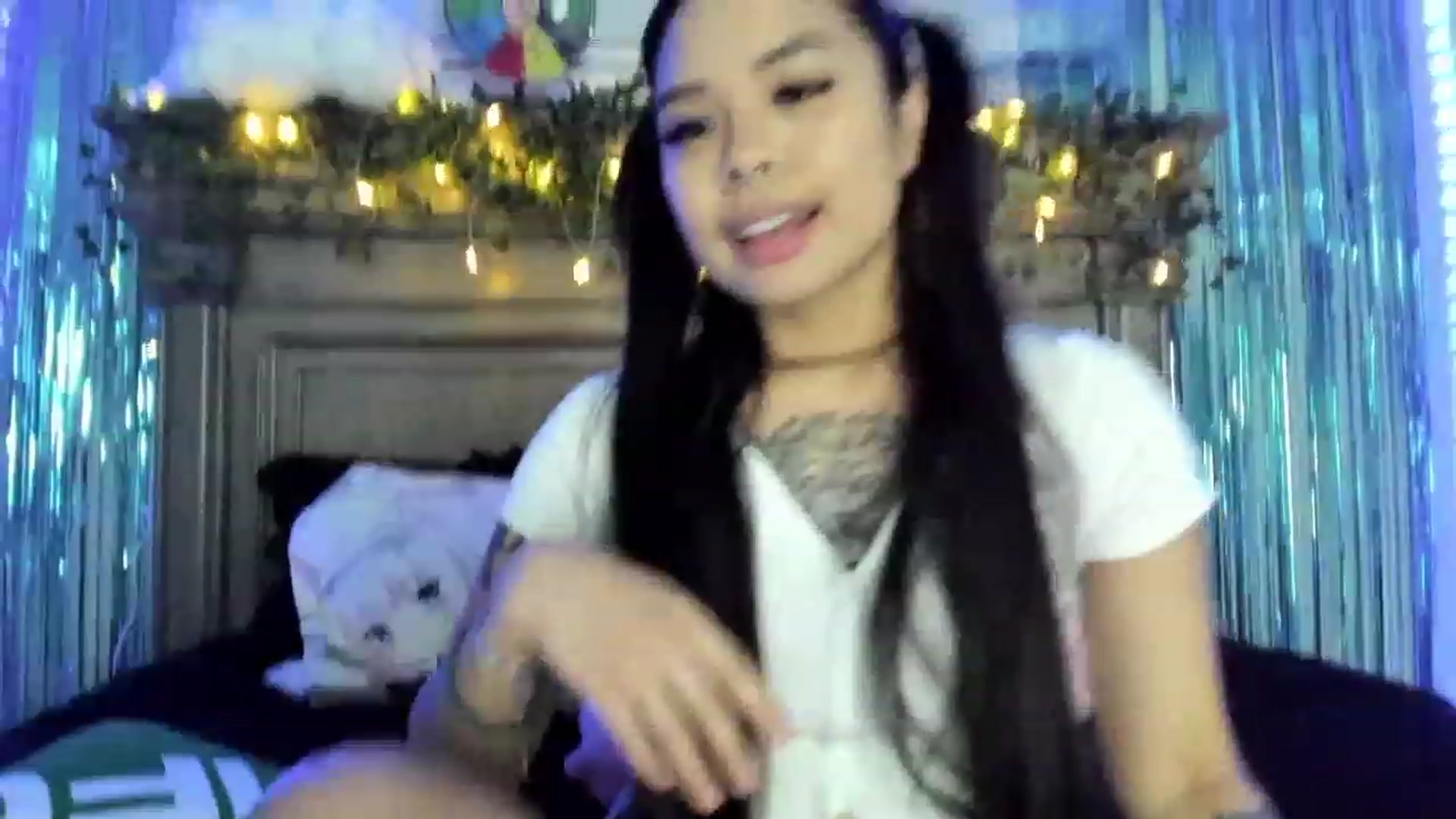 Gallery image thumbnail from dolllface's myfreecams stream on, 04/21/2023, 09:55 image 15 of 20