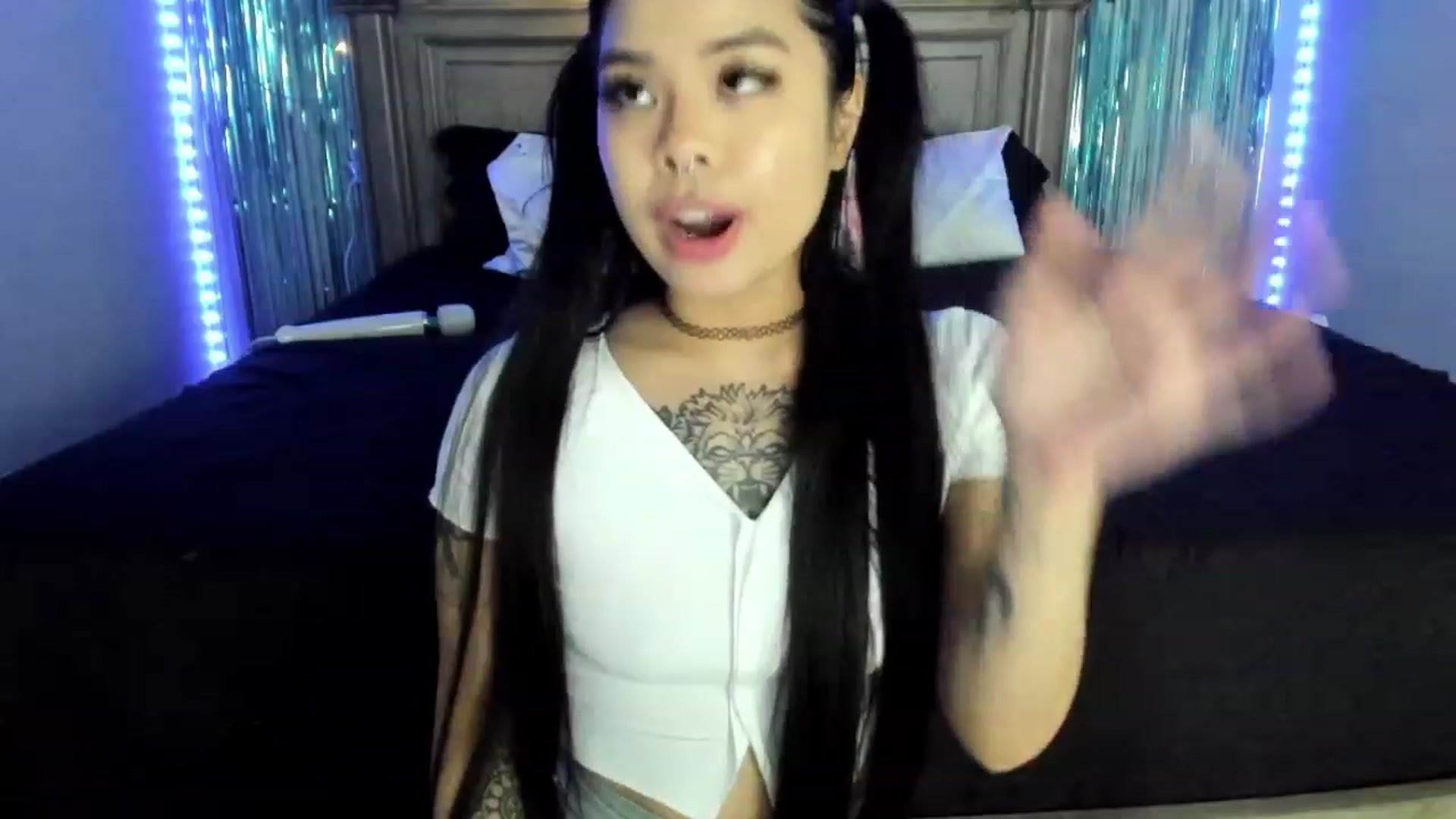 Gallery image thumbnail from dolllface's myfreecams stream on, 04/21/2023, 09:55 image 4 of 20