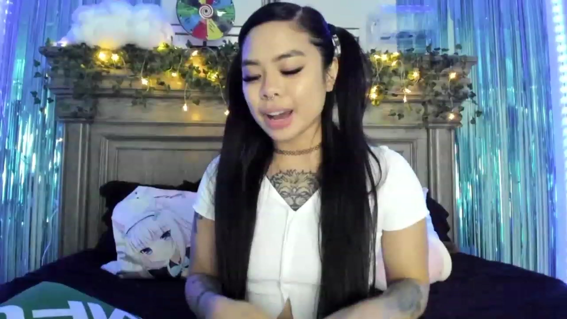 Gallery image thumbnail from dolllface's myfreecams stream on, 04/21/2023, 09:55 image 16 of 20