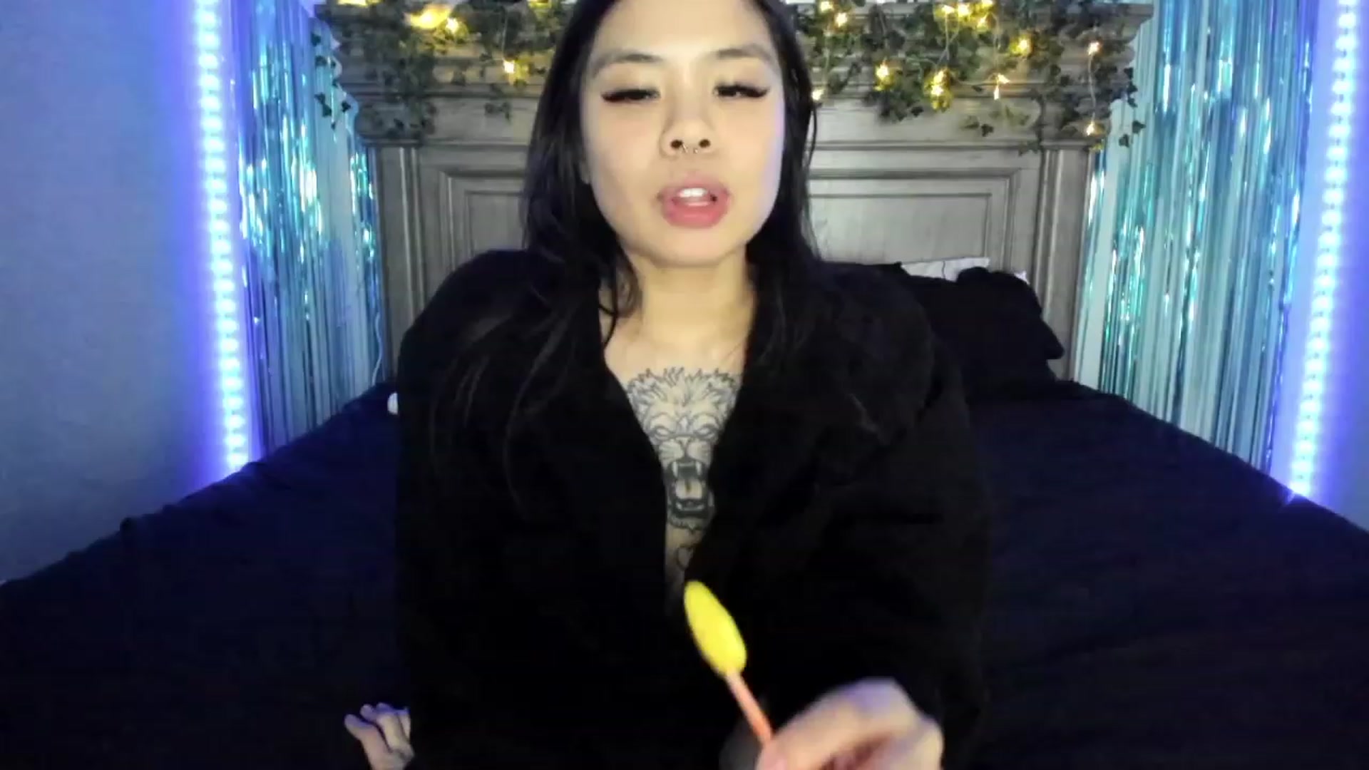 Gallery image thumbnail from dolllface's myfreecams stream on, 05/13/2023, 09:45 image 8 of 20